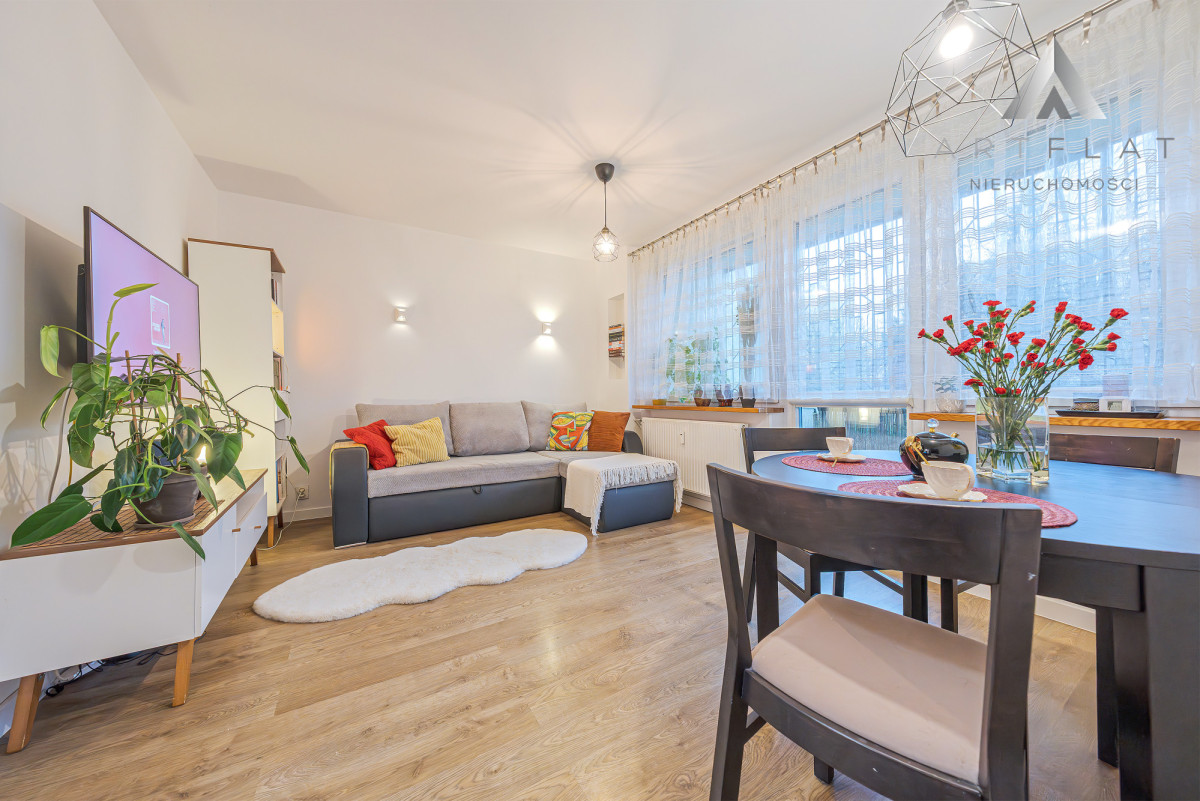 Funkcjonalne dwustronne mieszkanie blisko uczelni