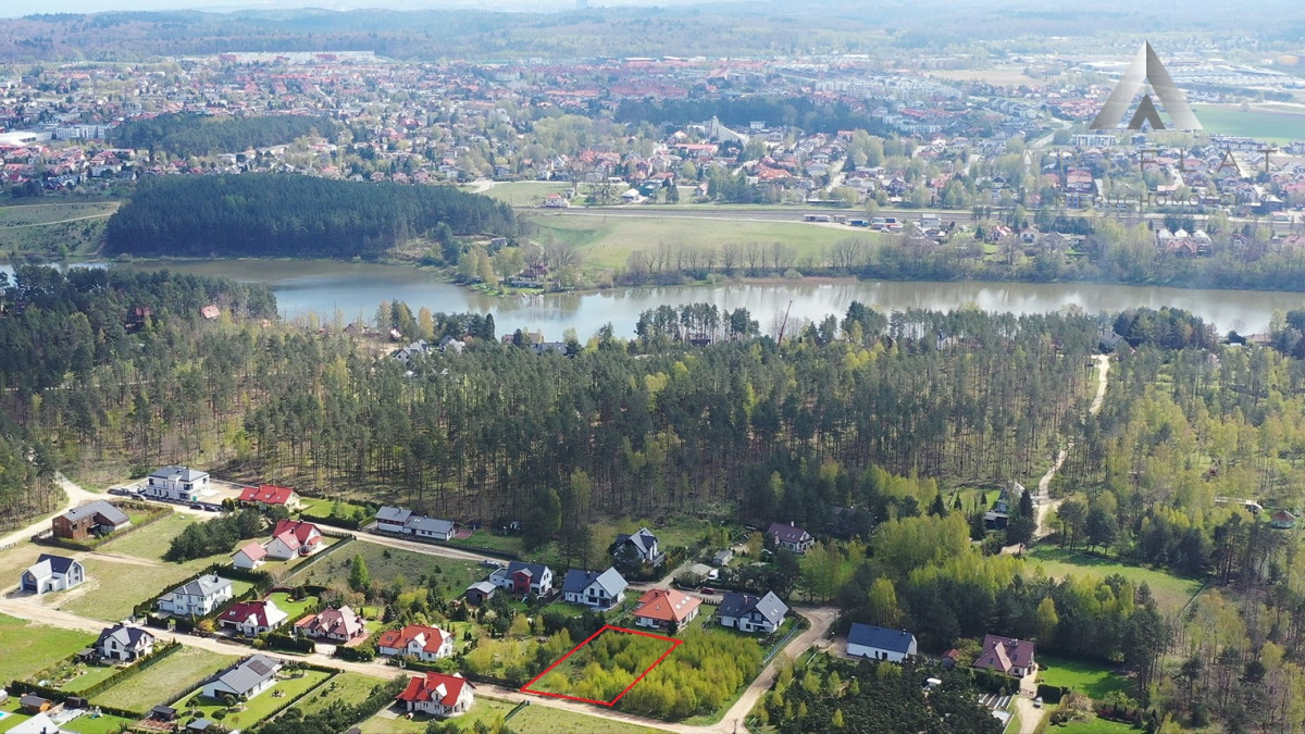 Wyjątkowa działka pod dom, wśród jezior i lasów